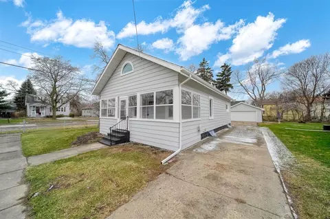 610 Seventh, Jackson, MI 49203