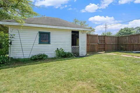 339 N Dwight, Jackson, MI 49202 photo 21