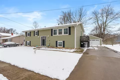 1823 Birchton, Portage, MI 49024