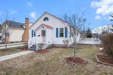 814 N Rath, Ludington, MI 49431