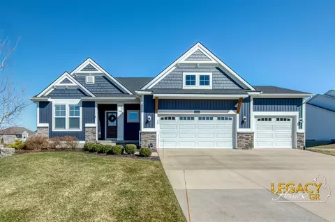 4534 Point Superior, Holland, MI 49424