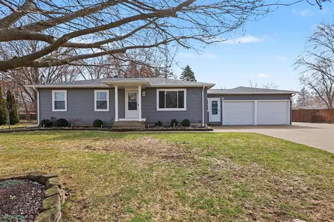 1160 Oakwood, Jenison, MI 49428