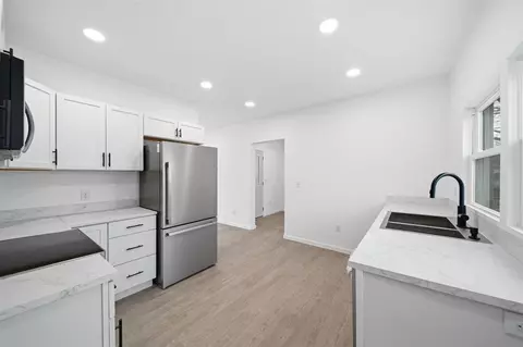 Kitchen - 209 Damon, Jackson, MI 49203 photo 1 of 4