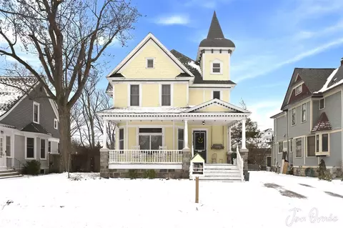 158 W 14th, Holland, MI 49423