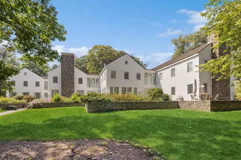 15360 Lakeshore, Lakeside, MI 49116