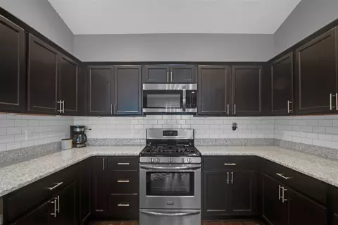 Kitchen - 6177 Boulder, Flushing, MI 48433 photo 1 of 3