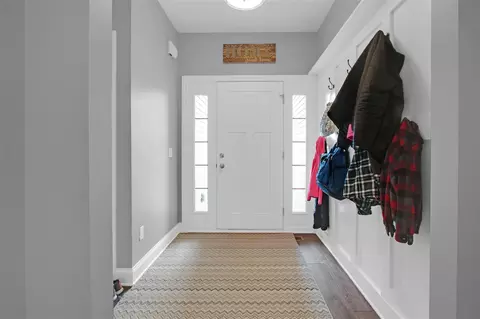 Entry Way - 6177 Boulder, Flushing, MI 48433 photo 2 of 4