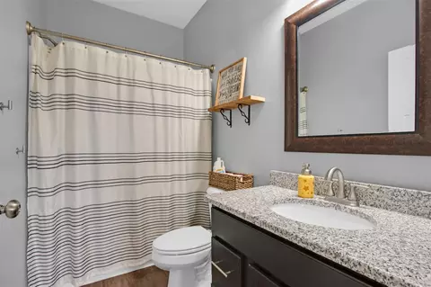 Bath - 6177 Boulder, Flushing, MI 48433 photo 4 of 4