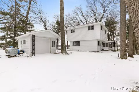10904 S Minising, Baldwin, MI 49304