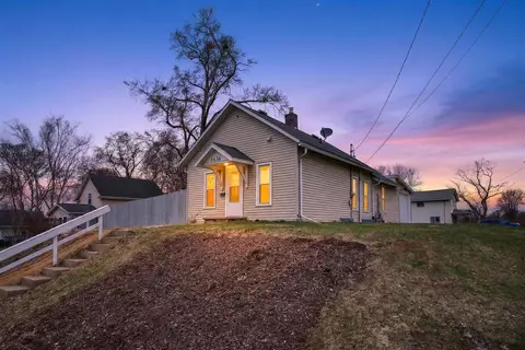 Exterior - 2636 Hickory, Jackson, MI 49202 photo 4 of 6