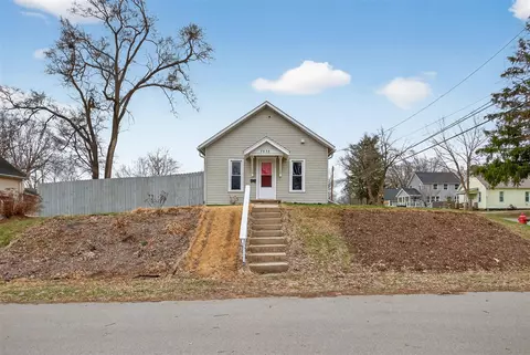 2636 Hickory, Jackson, MI 49202