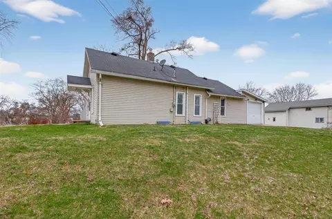 Exterior - 2636 Hickory, Jackson, MI 49202 photo 5 of 6