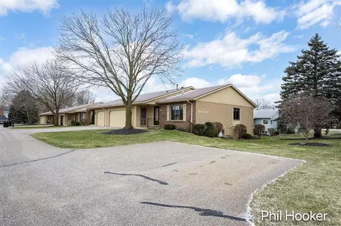 6779 Leisure Crk, Caledonia, MI 49316
