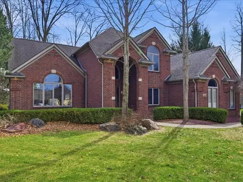 52018 Loon, Shelby Township, MI 48315