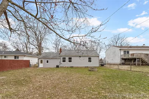 Exterior - 515 NW Ferndale, Walker, MI 49534 photo 4 of 6