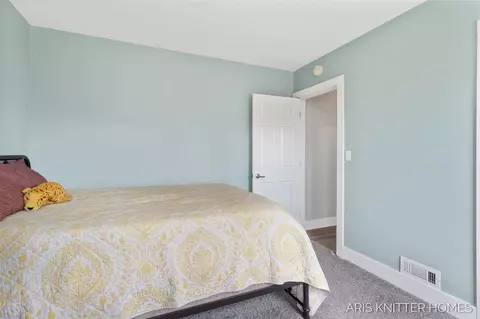 Bedroom - 515 NW Ferndale, Walker, MI 49534 photo 3 of 3