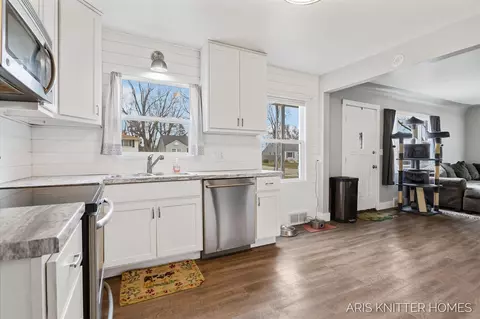 Kitchen - 515 NW Ferndale, Walker, MI 49534 photo 2 of 3