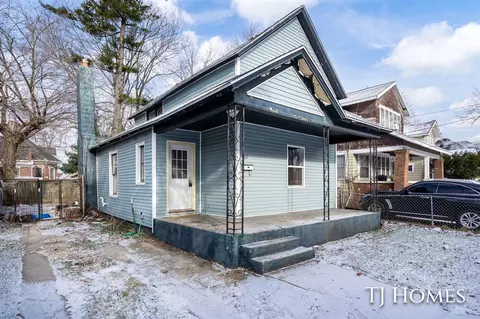 1967 Francis, Grand Rapids, MI 49507