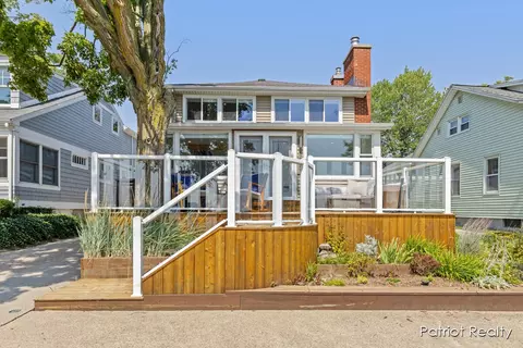 16631 Lakeview, Spring Lake, MI 49456