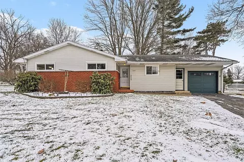 Exterior - 529 Hill Rd, Marshall, MI 49068 photo 4 of 7
