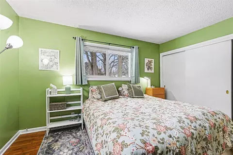 Bedroom - 529 Hill Rd, Marshall, MI 49068 photo 3 of 3