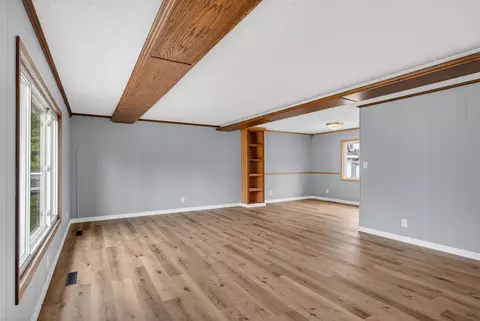 Living - 131 Eaglehurst, Jerome, MI 49249 photo 1 of 9