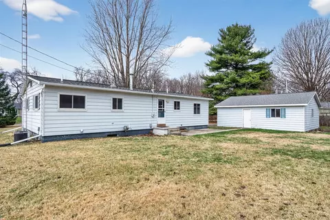 Exterior - 131 Eaglehurst, Jerome, MI 49249 photo 5 of 10