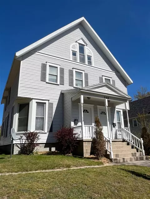 508 N James, Ludington, MI 49431