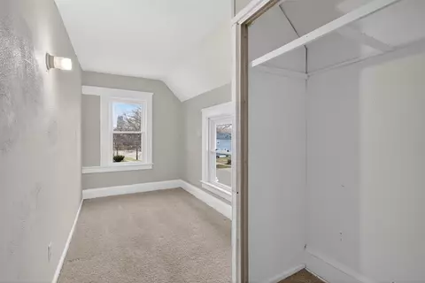 Bedroom - 200 S Elm, Jackson, MI 49203 photo 12 of 14