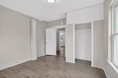 Bedroom - 200 S Elm, Jackson, MI 49203 photo 6 of 14