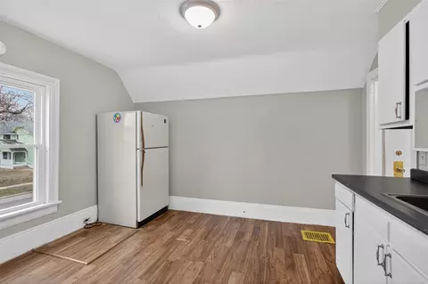 Kitchen - 200 S Elm, Jackson, MI 49203 photo 6 of 6