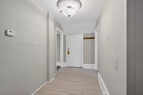 Entry Way - 200 S Elm, Jackson, MI 49203 photo 7 of 7
