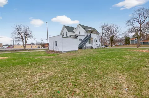 Exterior - 200 S Elm, Jackson, MI 49203 photo 9 of 11
