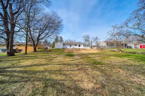 Exterior - 705 Leo, Jackson, MI 49203 photo 6 of 8