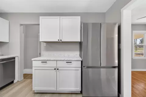 Kitchen - 3304 Spring Arbor, Jackson, MI 49203 photo 7 of 7