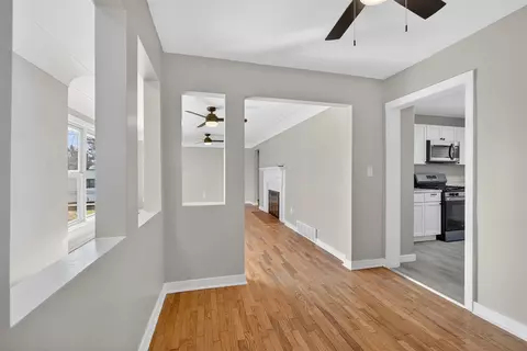 Entry Way - 3304 Spring Arbor, Jackson, MI 49203 photo 5 of 7