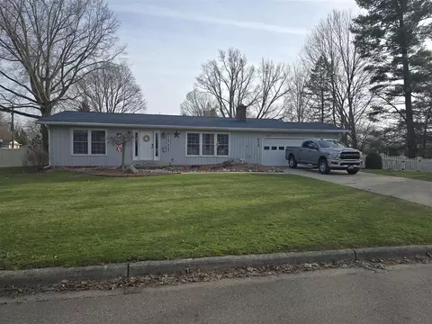 915 Grand, Sturgis, MI 49091