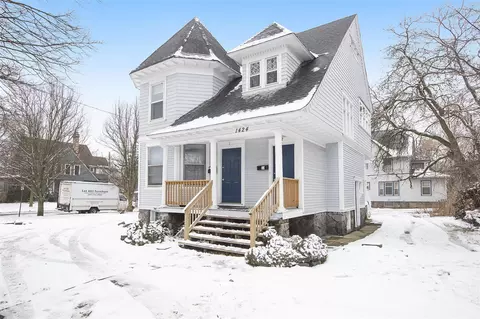 1424 Portage, Kalamazoo, MI 49001