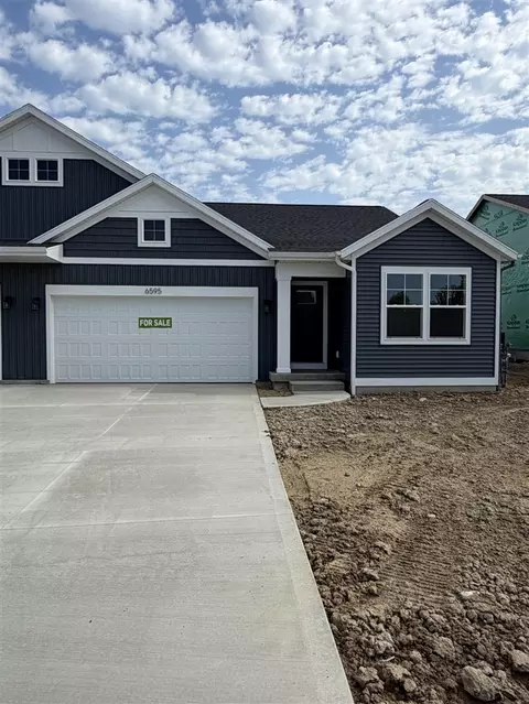 6595 Bellflower #2, Zeeland, MI 49464