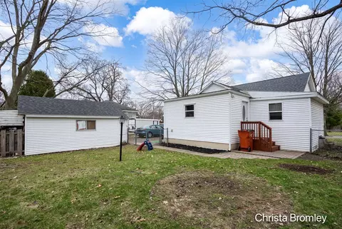 Exterior - 517 Front, Lowell, MI 49331 photo 3 of 7