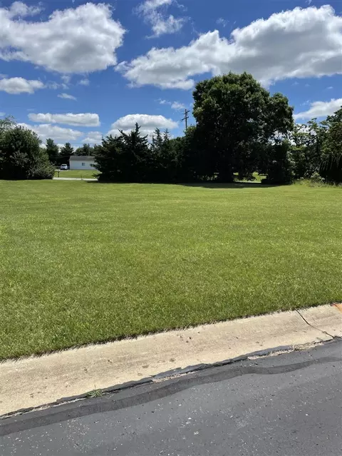 6 Coronado, Jackson, MI 49201 photo 4