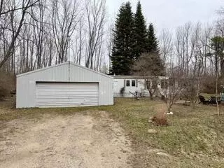 7121 Lakeview, South Haven, MI 49090