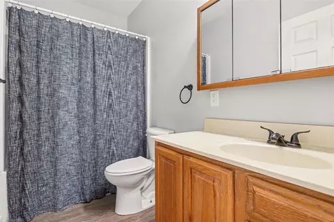 Bath - 201 E Main, Homer, MI 49245 photo 1 of 2