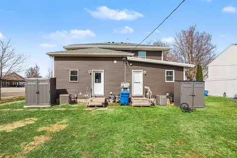 Exterior - 201 E Main, Homer, MI 49245 photo 2 of 4