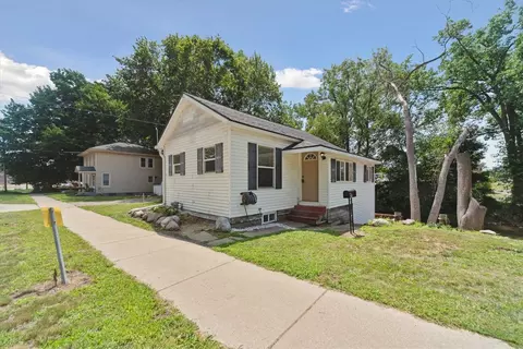 222 E Ml, Hastings, MI 49058