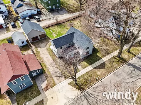 329 Elm, Watervliet, MI 49098