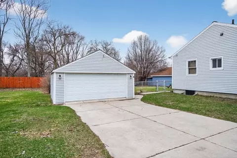 Exterior - 3020 Chippewa, Jackson, MI 49202 photo 3 of 7
