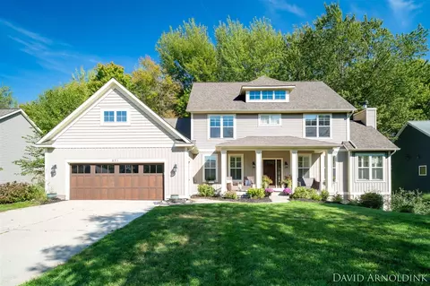 461 Island Vw, Holland, MI 49424