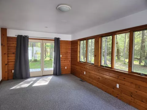 Living - 1041 Wolf Lk, Baldwin, MI 49304 photo 4 of 6