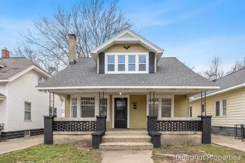 1219 Whiting, Wyoming, MI 49509